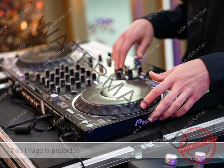 audio-services-altrolux-dj-set